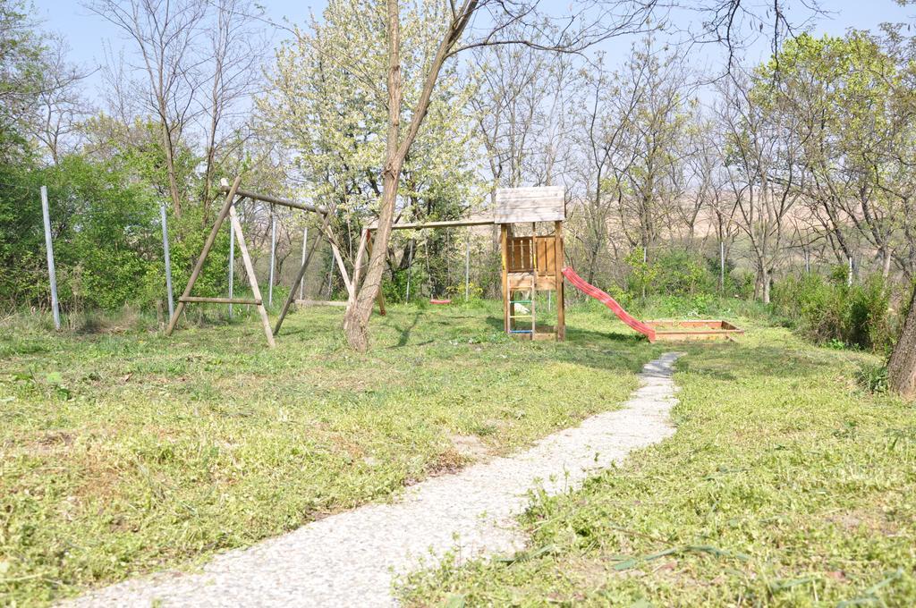 Bed and Breakfast Gloriett Panzio à Fertőboz Extérieur photo
